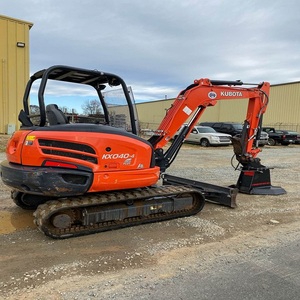 Miniexcavadora Kubota de 4170 kg con motor potente y sistema de engranajes, ideal para construcción de carreteras y trabajos de terraplenado. - Product Image 3
