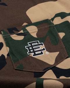 เสื้อยืดคอกลมแขนสั้นลายพรางสำหรับผู้ชาย มีกระเป๋าหน้า ผ้าเจอร์ซีย์ สไตล์ลำลอง - Product Image 4