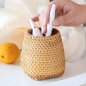 Portalápices de ratán tejido a mano, estuche para lápices para niños, contenedor de almacenamiento de bajo costo para organizar el escritorio - Product Image 1