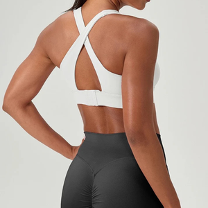 Haut court de sport sexy à col montant pour femme, idéal pour le yoga, la course, le fitness et la gym, avec soutien-gorge de sport à dos croisé, vente en gros pour femmes - Product Image 3
