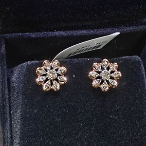 Boucles d'oreilles classiques en or 14 carats de qualité supérieure, diamant de laboratoire de 0,35 ct, plaqué rhodium, certifiées IGI, bijoux fins pour femmes, vente en gros - Product Image 2