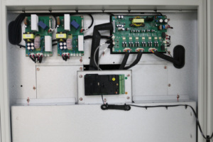 Convertidor de Frecuencia VFD Trifásico de Alto Rendimiento, Gabinete de 380V CA para Actualización de Motores y Equipos Comerciales - Product Image 5