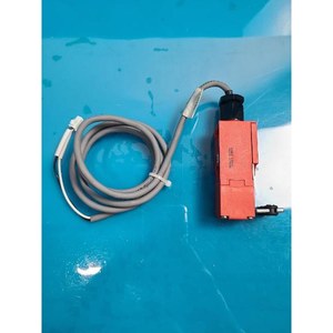 ส่วน guardmaster 33001ใช้เป็นชิ้นส่วนอุปกรณ์เซมิคอนดักเตอร์แบบดั้งเดิม - Product Image 1