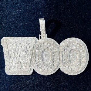 Los más vendidos de los hombres de plata esterlina 925 Pave Clear Moissanite 14K Gold Baguette Jungle King Lion Head Pendant Top Seller - Product Image 1