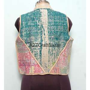 Chaqueta Acolchada Hecha a Mano 100% Algodón, Estampado Floral Vintage, Botones Forrados, Mangas Medias, Transpirable, Primavera, Verano, Otoño, Rajasthan - Product Image 5