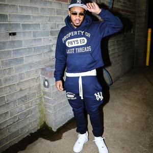Ensemble survêtement molletonné bleu marine personnalisé pour homme, grande taille, avec capuche et pantalon de jogging, imprimé texte, tenue décontractée deux pièces 100% coton - Product Image 4