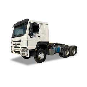 Camion tracteur d'occasion <span class=keywords><strong>Sinotruk</strong></span> <span class=keywords><strong>HOWO</strong></span> 6x4 Euro 3, <span class=keywords><strong>420</strong></span> CV, pour semi-remorque, 10 roues, 40 tonnes, tête de tracteur - Product Image 2