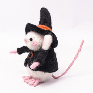 ตุ๊กตาหนูพ่อมดทำมือจากผ้าสักหลาด - หนูสีขาวทำจากขนสัตว์สักหลาดพร้อมหมวกแม่มดสีดำและผ้าคลุมสำหรับตกแต่งวันฮาโลวีน - Product Image 3