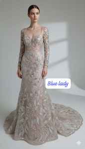 Tissu en filet doux de haute qualité, matériau élégant de créateur, idéal pour les robes de mariée, les saris, les lehengas, les robes de soirée et les vêtements de haute couture. - Product Image 2