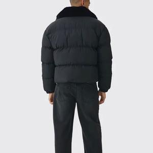 Chaqueta Acolchada de Invierno para Hombre de Alta Calidad de Fábrica OEM con Bolsillos en el Cuello y Bolsillos Delanteros, Abrigo Largo Transpirable de Tela Tejida - Product Image 5