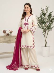 Conjunto de Kurta y Palazzo Negro Bordado para Mujer con Dupatta Rosa |   Elegante Traje Étnico para Fiesta - Product Image 1