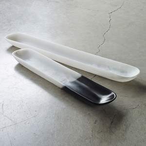 Plateau de service en marbre avec structure durable pour une utilisation longue durée dans les restaurants et les hôtels - Product Image 1