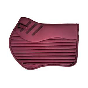 Tapis de selle de dressage bordeaux matelassé avec doublure polaire pour l'équitation - Product Image 1