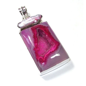 Perla natural Biwa auténtica negra con drusa, plata de ley 925, colgante hecho a mano con engaste en bisel, unisex, para uso diario. - Product Image 2