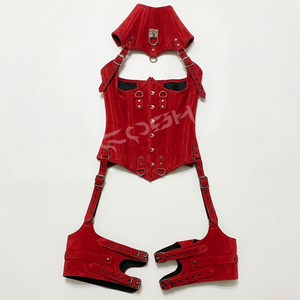 Corsé de cuero de gamuza rojo con varillas de acero y conjunto de arneses - Product Image 3