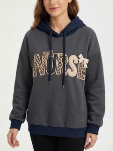 Sudadera con capucha de bloques de color para mujer, azul y gris, con estampado de letras 'Nurse' en la parte delantera, informal, de manga larga, estilo urbano, para otoño - Product Image 3