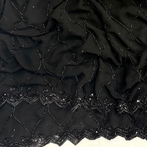 Sari Negro de Georgette con Lentejuelas, Cuentas y Bordados, Sari de Diseñador para Fiestas con Blusa - Product Image 6