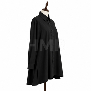 Chemise longue en popeline noire HMR Sorority Sisterhood, col asymétrique, boutonnée, coupe ample, minimaliste, manches longues, couleur unie - Product Image 3
