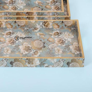 ชุดถาดเสิร์ฟตกแต่ง MDF 3 ชิ้น เคลือบเงาอย่างดี ลายพิมพ์ดอกไม้และนก ถาดไม้หรูหราสำหรับวางบนออตโตมัน - Product Image 4