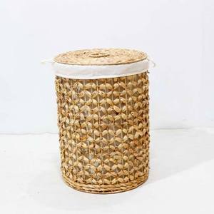 Panier de rangement rond personnalisé en jacinthe d'eau avec poignées, écologique, fait main, multifonctionnel pour la décoration et l'organisation de la maison, Vietnam - Product Image 1