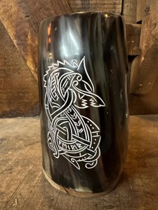 Chope en corne viking artisanale pour hydromel, bière et ale, chope en corne traditionnelle pour festivals médiévaux et bar à domicile - Product Image 3
