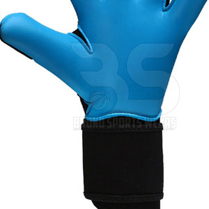 Gants de gardien de but Secure Fit, paume à adhérence supérieure, confortables, équipement d'entraînement et de match, haute performance. - Product Image 4