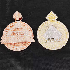 Advico Finesse Ele Creó el Dream Team, Colgante de Diamante Moissanita Chapado en Oro Rosa, Amuleto Temático, Estilo de Lujo Unisex - Product Image 4