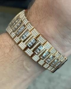 Reloj de Diamantes Moissanite Estilo Japonés Más Vendido para un Estilo de Vida de Lujo, Reloj Elegante de Alta Precisión a un Precio Competitivo - Product Image 2