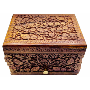 Coffre en bois sculpté à la main avec motifs floraux complexes et loquet antique pour un rangement charmant et moderne à la maison - Product Image 3