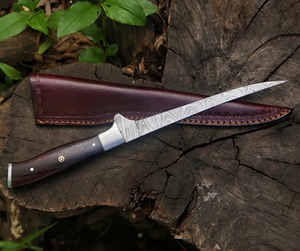 Cuchillo de Filetear de Acero Inoxidable Hecho a Mano por BA Enterprises, Hoja con Borde Dentado y Punta Caída, Diseño Flexible, Mango de Madera - Product Image 1