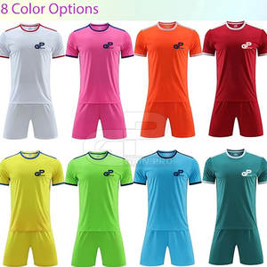 Ensemble de maillot et short de football pour hommes de haute qualité, confortable, conçu pour les entraînements et les matchs en extérieur de longue durée - Product Image 5