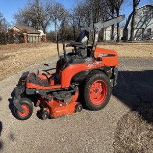 เครื่องตัดหญ้าแบบ Zero Turn รุ่น Kubota ZD1211L สำหรับงานพาณิชย์ โครงสร้างแข็งแรง ขับเคลื่อนราบรื่น สภาพดีเยี่ยม พร้อมใช้งาน - Product Image 5