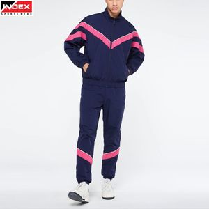 Survêtement d'entraînement de football américain de haute qualité, vêtements de sport premium pour hommes, tissu respirant et à séchage rapide, idéal pour la gym, le fitness et le jogging. - Product Image 1