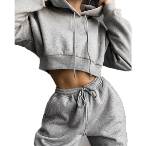 Ensemble de survêtement personnalisé avec logo pour femmes, ensemble de jogging, haut court, ensemble d'entraînement, pantalon en molleton, ensemble 2 pièces - Product Image 5