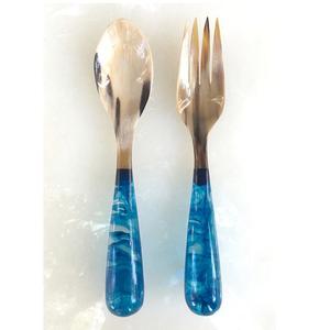 Juego de Cubiertos para Ensalada Modernos y Ecológicos de Resina Blanca con Diseño en Espiral, Tenedor y Cuchara Grandes para Servir, Aptos para Lavavajillas y Microondas, 2 Piezas - Product Image 6