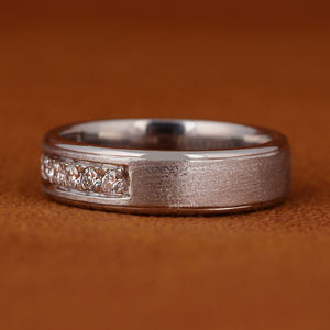 Bague de mariage personnalisée en diamant de laboratoire rond, or massif 14 carats, DEF VVS, coupe ronde, bague de fiançailles pour homme - Product Image 2