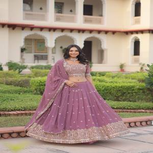 VASTRA COTTAGE Lehenga Choli de Diseño Georgette con Lentejuelas y Bordado Zari, Lehenga Completamente Cosida, Blusa Sin Coser y Dupatta - Product Image 5