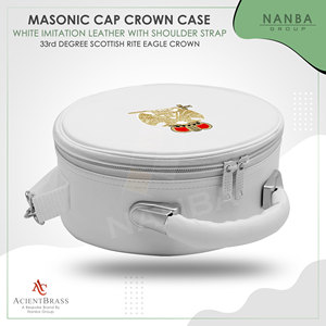กล่องใส่หมวกทรงมงกุฎนกอินทรีคู่ ระดับ 33 องศา ของสมาคมเมสันสกอตแลนด์ ยี่ห้อ NANBA GROUP ทำจากหนังเทียม ซิปปิด น้ำหนักเบา สีขาว กระเป๋านุ่ม - Product Image 3