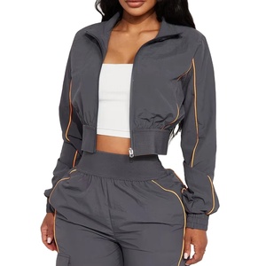 Nouvelle Collection Automne : Ensemble Deux Pièces Imprimé Maternité Femme – Haut Court à Manches Longues Rayé avec Poches et Pantalon Décontracté - Product Image 6