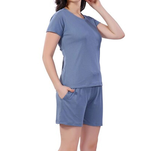 Ensemble deux pièces décontracté en toile lavée 100 % polyester pour femme, coupe régulière, manches courtes, col rond, respirant, longueur genou – Meilleures ventes - Product Image 4