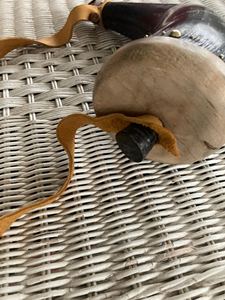 Corne de chasse rustique de qualité supérieure avec sangle de transport en cuir pour le bushcraft, la chasse, le camping et l'équipement de survie en extérieur - Product Image 3