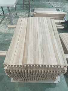 Balaustre Cuadrado de Álamo Imprimado Blanco para Renovación, Pasamanos Moderno para Porche, Peldaños Elegantes y Modernos para Escaleras - Product Image 2