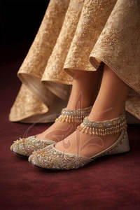 Calzado Khussa para Mujer de Material Duradero y Calidad Premium, Diseño Moderno con Estampado, Tela Antideslizante y Suela Antideslizante - Product Image 4