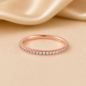 Anillo de Diamantes Cultivados en Laboratorio, Anillo de Boda con Incrustaciones de Diamantes, Anillo Apilable Delicado para Mujer, Anillo Minimalista a Juego - Product Image 4