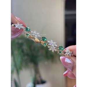 Pulsera de Lujo con Diamantes Cultivados en Laboratorio, Esmeralda y Mariposa, 2.55 Ct, Corte Marquesa, Oro 14k, Diseño Floral, para Mujer - Product Image 2