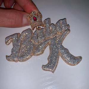 Colgante de Plata de Ley 925 con Nombre Personalizado Estilo Hip Hop, Joyería Iced Out con Diamantes de Moissanita, Colgante con Nombre Personalizado - Product Image 1