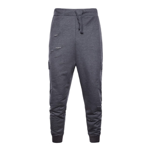Ensemble de survêtement deux pièces décontracté pour homme White Bird Express : sweat à capuche gris vieilli et pantalon cargo jogger – Style streetwear écoresponsable 100 % - Product Image 4