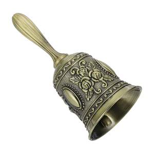 Campana de mano de latón Krishna, artículo devocional para práctica espiritual, ofrenda de templo y rituales sagrados - Product Image 3