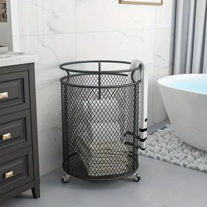 Panier à linge décoratif en fer pour l'intérieur de la maison avec un motif métallique élégant et une base ovale stable - Product Image 3