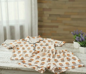 Conjunto de Pijama de Algodón Térmico de Lujo para Mujer, Estampado a Mano, Cuello en V, Manga Larga, Ropa de Dormir - Product Image 4